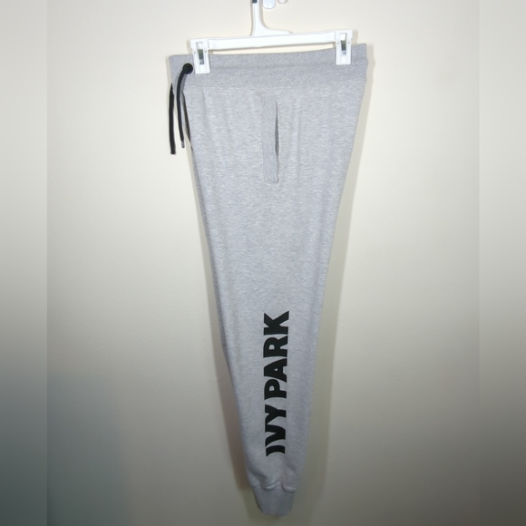 Ivy Park Logo Sweatpant Joggers - Picture 7 of 8